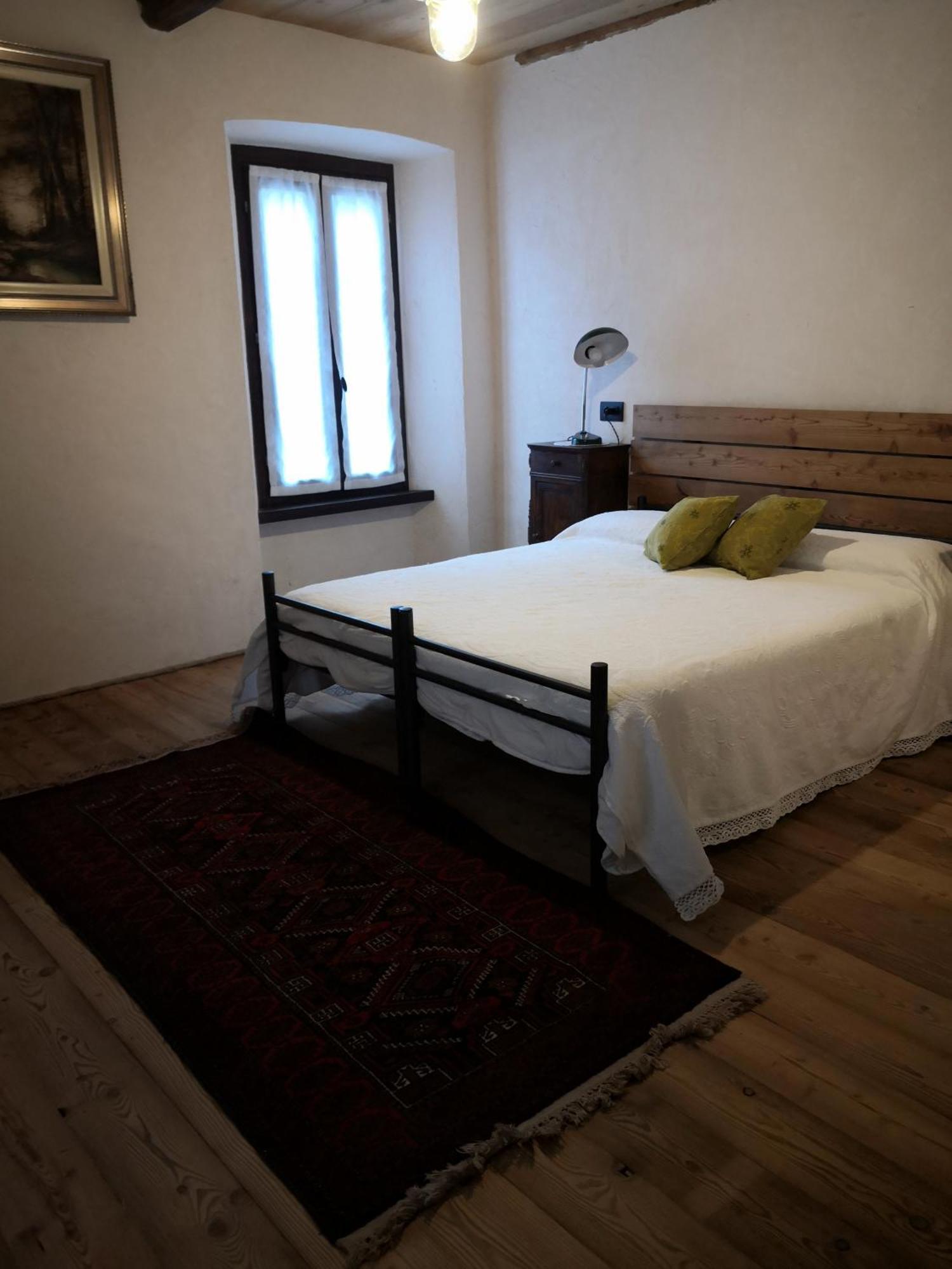 Da Tinti Lejlighed Madonna Del Sasso Værelse billede